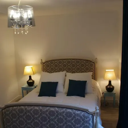 Apartament La Cour Royale *