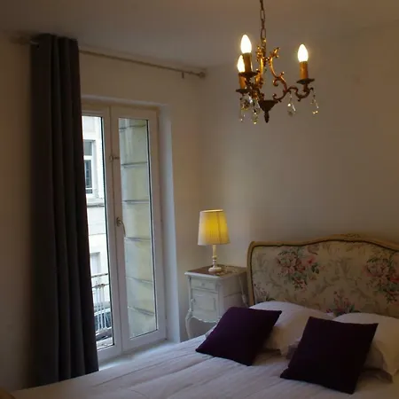 Apartament La Cour Royale *