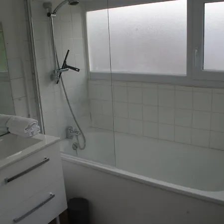 Apartament La Cour Royale *